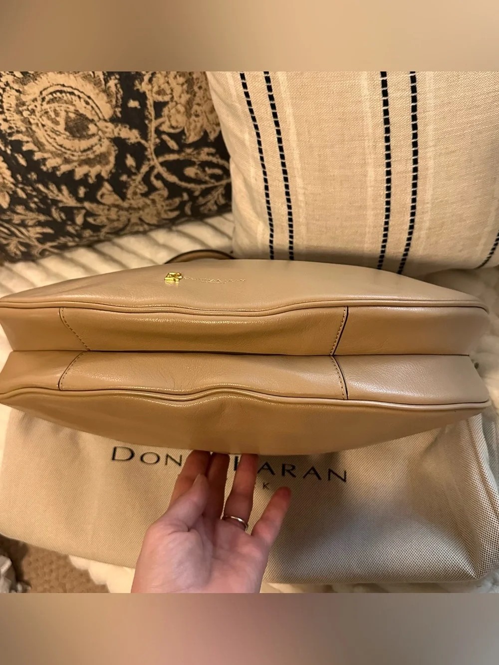 NWT | Donna Karan New York Roslyn Love Knot Shoulder Bag